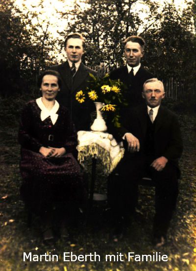 Historische Aufnahme des Firmengründers Martin Eberth mit seiner Familie.