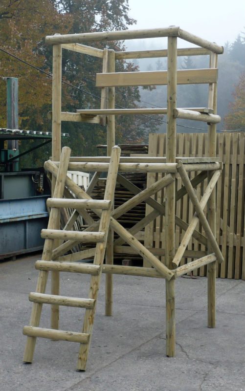 Ansitzhocker mit Leiter aus eigener Fertigung